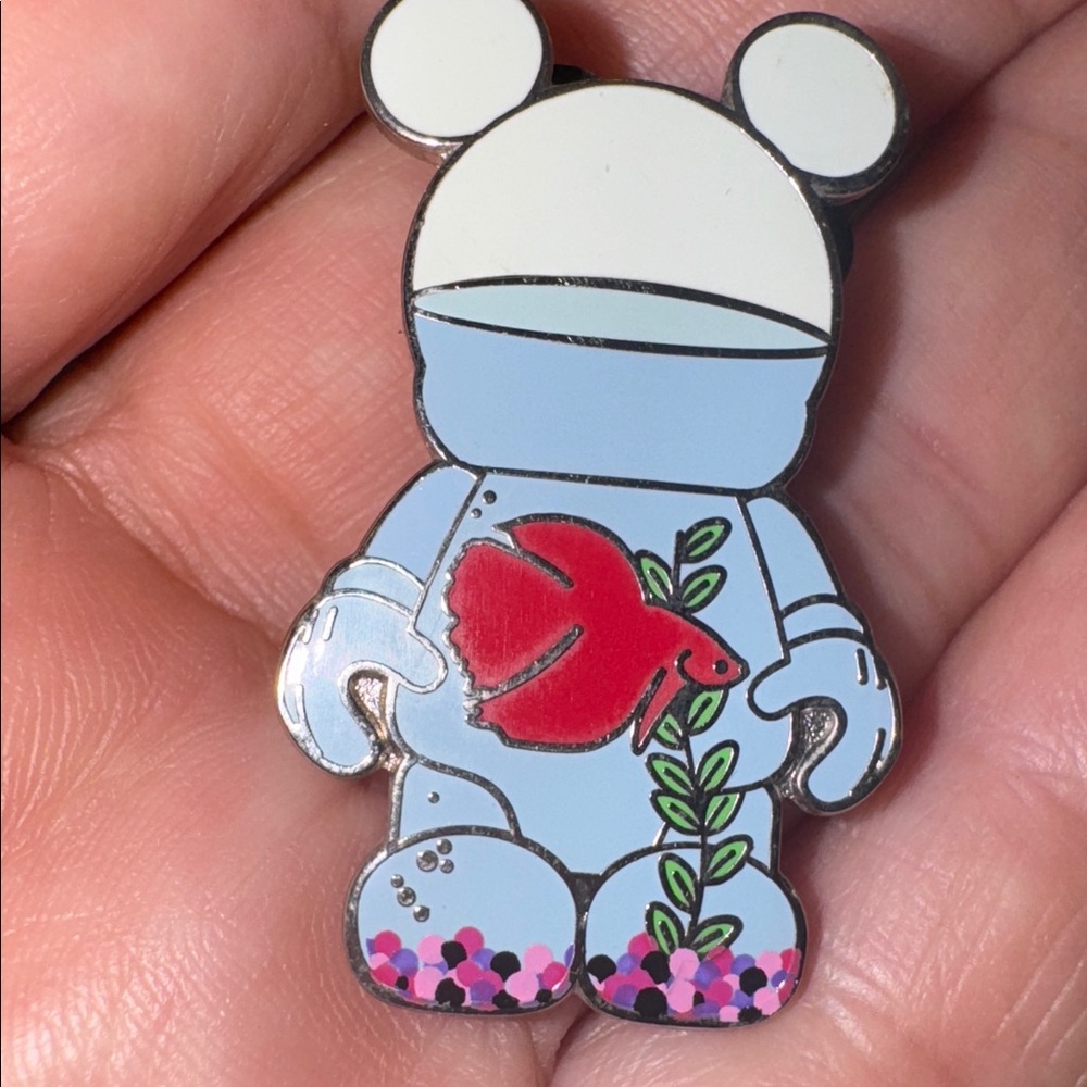 Disney Vinylmation Park Series #2 Beta Fish Mickey Aquaramouse pin.